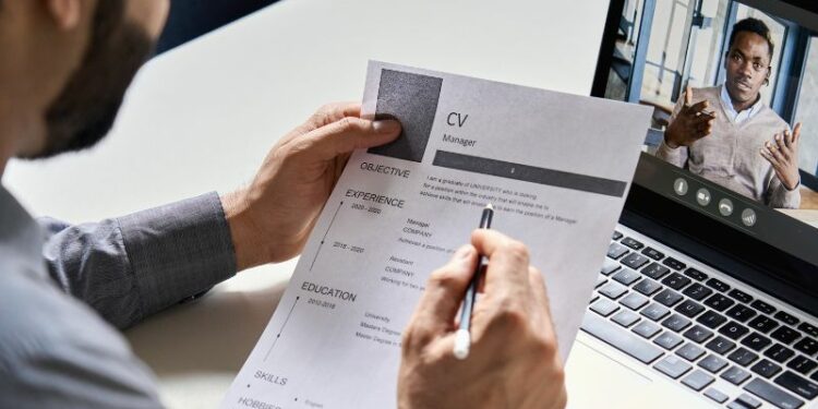 Finanzwelt-Lebenslauf Vorlage: So beeindruckt man Arbeitgeber