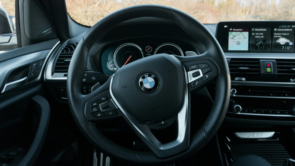 Firmenwagen: Dashcam im Auto - was ist erlaubt und was darf das Unternehmen nicht?