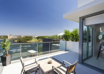 Ferienwohnung Buchungssoftware: Technische Innovation und wirtschaftliche Realitäten in der Hospitality-Tech-Branche